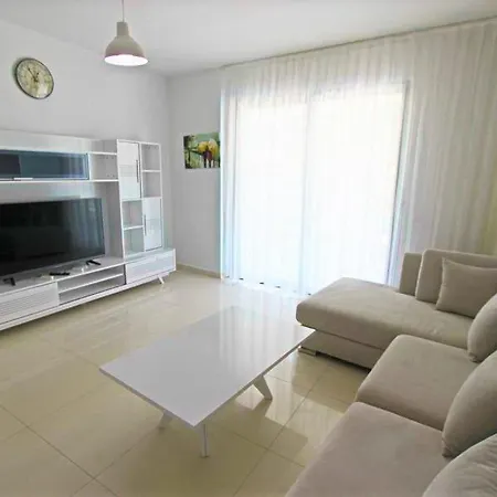 Aqua Residence
